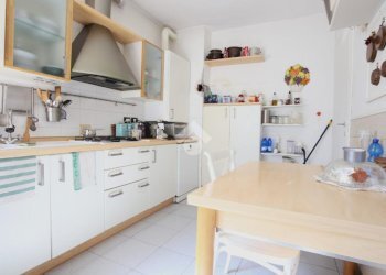 Four-room apartment Via dell'Artigiano, Calderara di Reno - photo 4