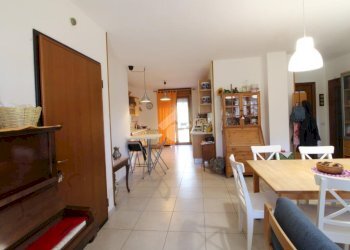 Four-room apartment Via cervino, Pianezza - photo 1