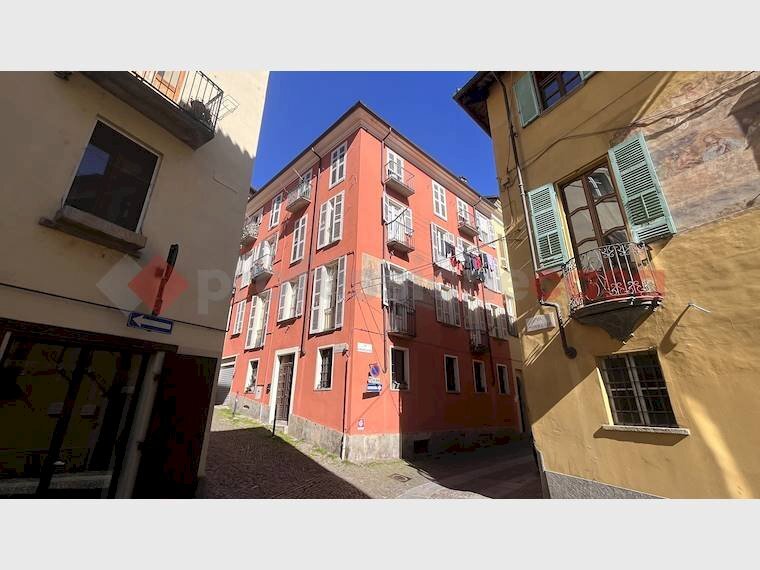 Trilocale via archibugieri, 9, Pinerolo - foto 1
