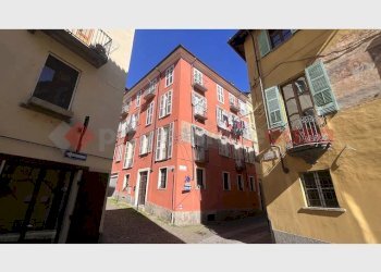 Trilocale via archibugieri, 9, Pinerolo - foto 1