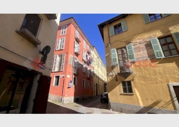 Trilocale via archibugieri, 9, Pinerolo - foto 2