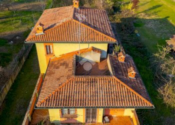 Villa Via Pietro da Lesignano, Lesignano de' Bagni - photo 4