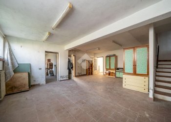 Villa Via Pietro da Lesignano, Lesignano de' Bagni - photo 6