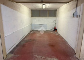 Box Via Lorenzo Stallo, Genova (zona Castelletto) - foto 2