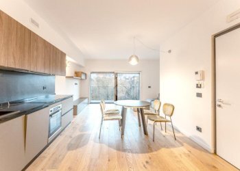 Trilocale Via Giuseppe Guerzoni, Milano (zona Maciachini) - foto 1