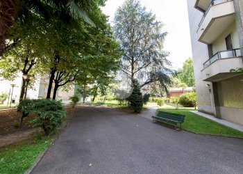 Box Via Val Cannobina, Milano (neighborhood Baggio) - photo 2