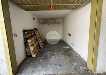 Box Via Val Cannobina, Milano (neighborhood Baggio) - photo 8