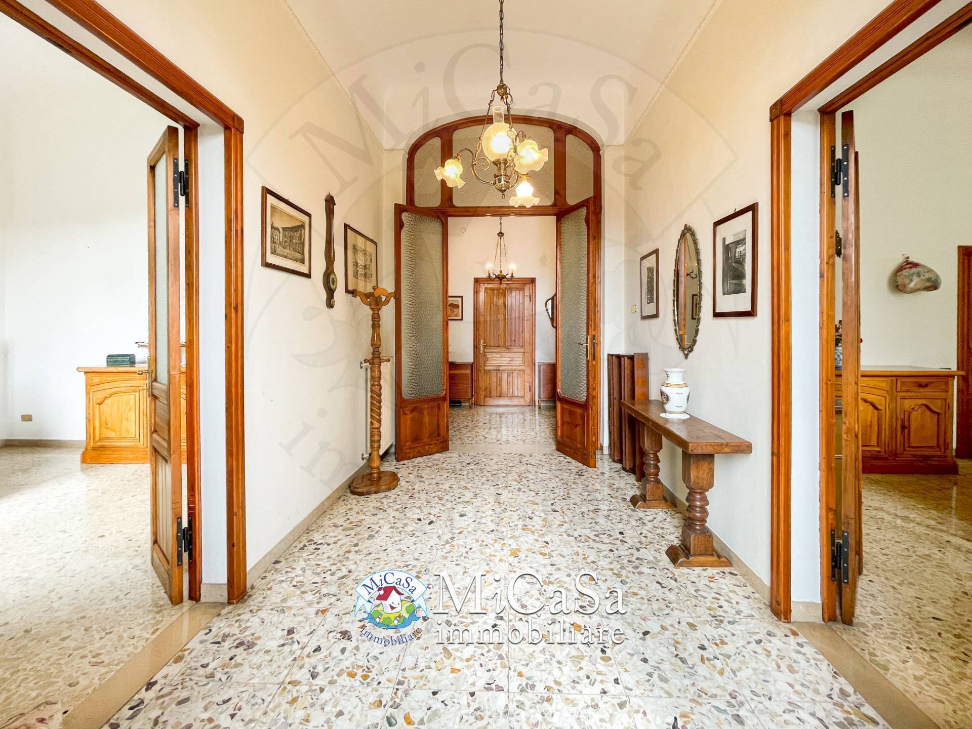 Foto 2 - Semi-detached Villa Viale Delle Cascine
50, Pisa - photo 2