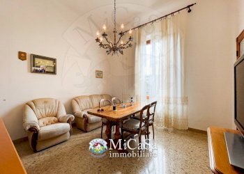 Foto 5 - Semi-detached Villa Viale Delle Cascine
50, Pisa - photo 5