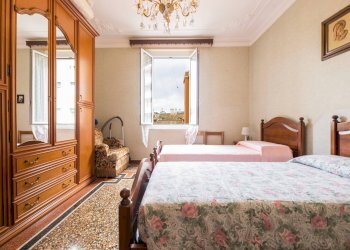 Foto 2 - Appartamento Via Marina Di Robilant
 
5, Genova - foto 2