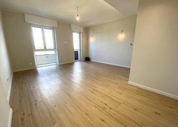 Foto 5 - Trilocale Via de Gasperi
 
18, Usmate Velate - foto 5