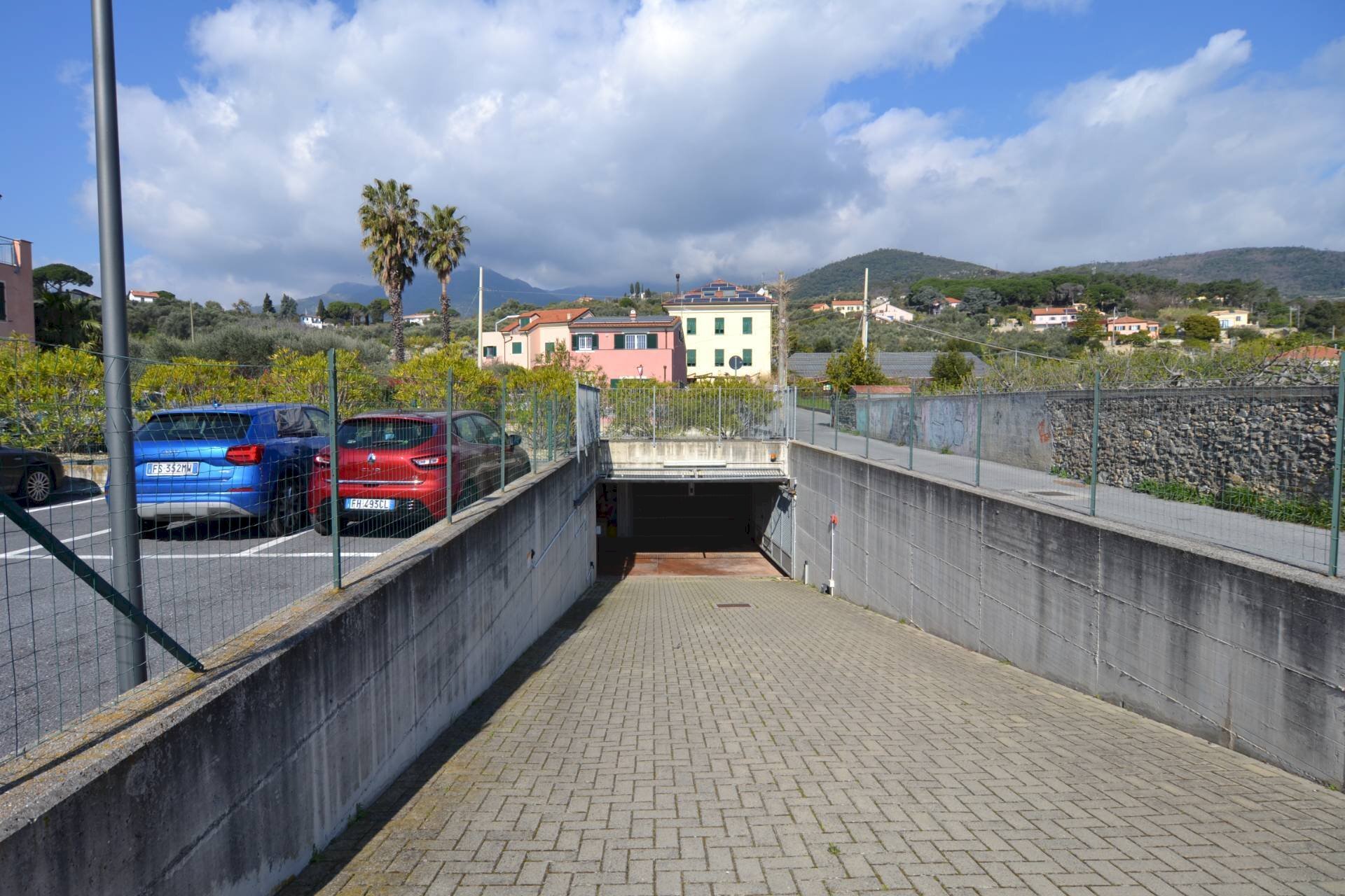 Foto 1 - Shop Via S. Isidoro, Loano - photo 1