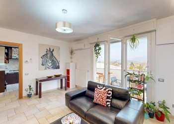 Foto 8 - Three-room apartment Via Tarchini Giovanni, Olgiate Comasco - photo 8