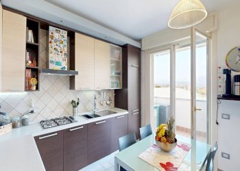 Foto 10 - Three-room apartment Via Tarchini Giovanni, Olgiate Comasco - photo 10