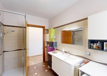 Foto 27 - Three-room apartment Via Tarchini Giovanni, Olgiate Comasco - photo 27