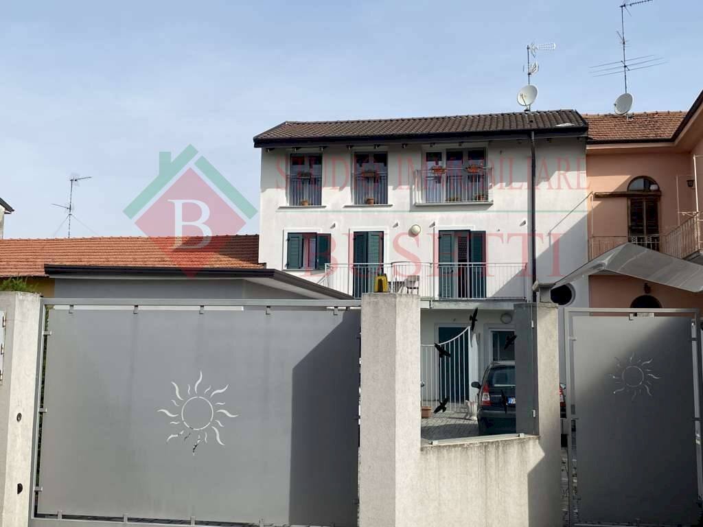 Foto 1 - Appartamento via Novara, Busto Arsizio - foto 1