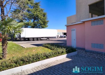 Foto 4 - Capannone via san Francesco
 
3, Casatenovo - foto 4