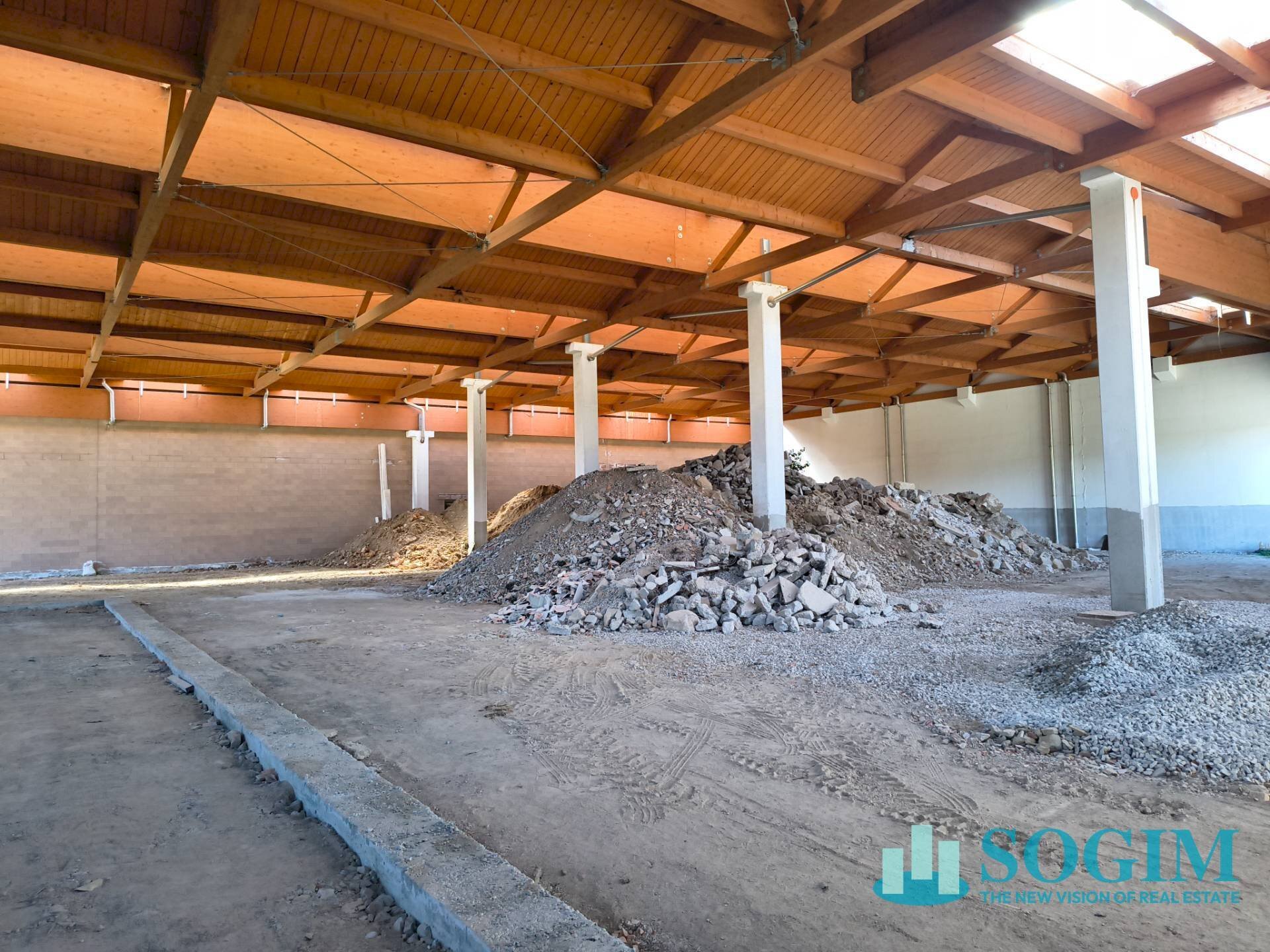 Foto 3 - Capannone via della Misericordia, Casatenovo - foto 3