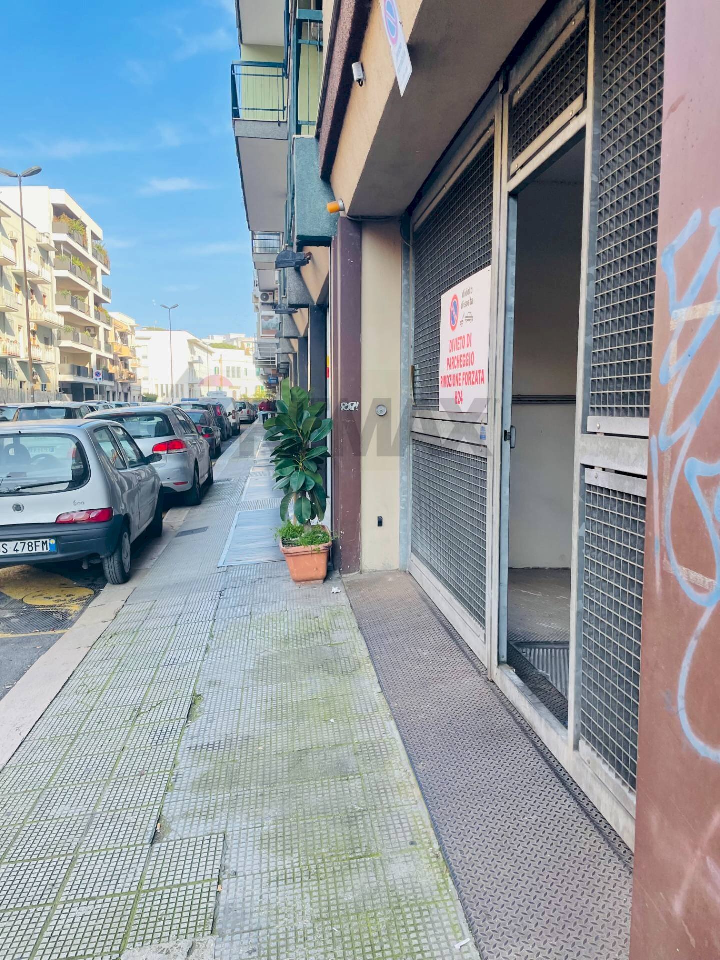 Edificio all\'aperto - Magazzino Via Quarto
45, Bari - foto 2