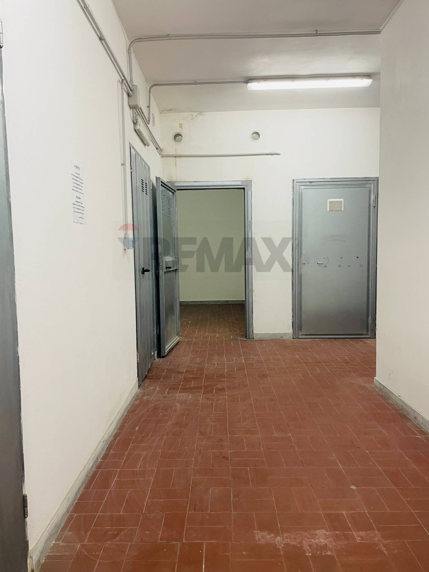 Hall / corridoio - Magazzino Via Quarto
45, Bari - foto 3