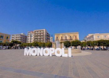 Edificio all\'aperto - Quadrilocale Via Muzio Sforza
 
4, Monopoli - foto 4