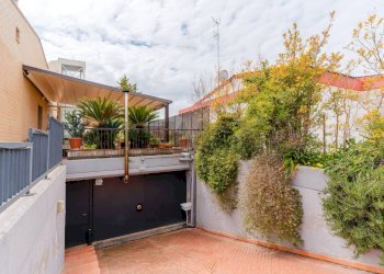 Terrazza - Casa semi indipendente Via Tintoretto
 
14, Modugno - foto 11