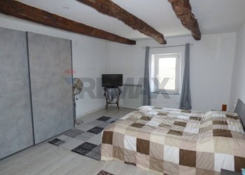 Camera / camera da letto - Casa semi indipendente via s. Giorgio
 
16, Castelveccana - foto 13