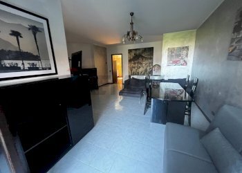 Sala da pranzo - Appartamento via castello
 
84, Porto Valtravaglia - foto 25