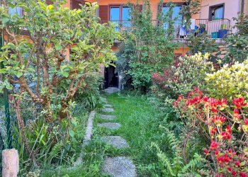 Giardino - Appartamento via castello
 
84, Porto Valtravaglia - foto 33