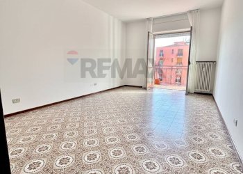 Stanza vuota - Appartamento Luino - foto 7