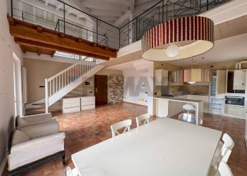 Sala da pranzo - Two-room apartment Via del Fontanino
5, Saltrio - photo 2