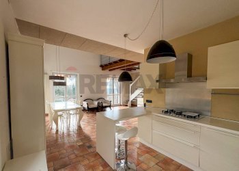 Cucina - Two-room apartment Via del Fontanino
5, Saltrio - photo 3