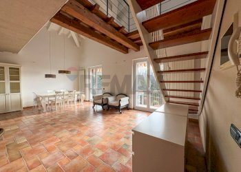 Sala da pranzo - Two-room apartment Via del Fontanino
5, Saltrio - photo 5