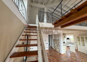 Scale - Two-room apartment Via del Fontanino
5, Saltrio - photo 18