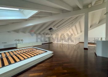 Camera / camera da letto - Two-room apartment Via del Fontanino
5, Saltrio - photo 22