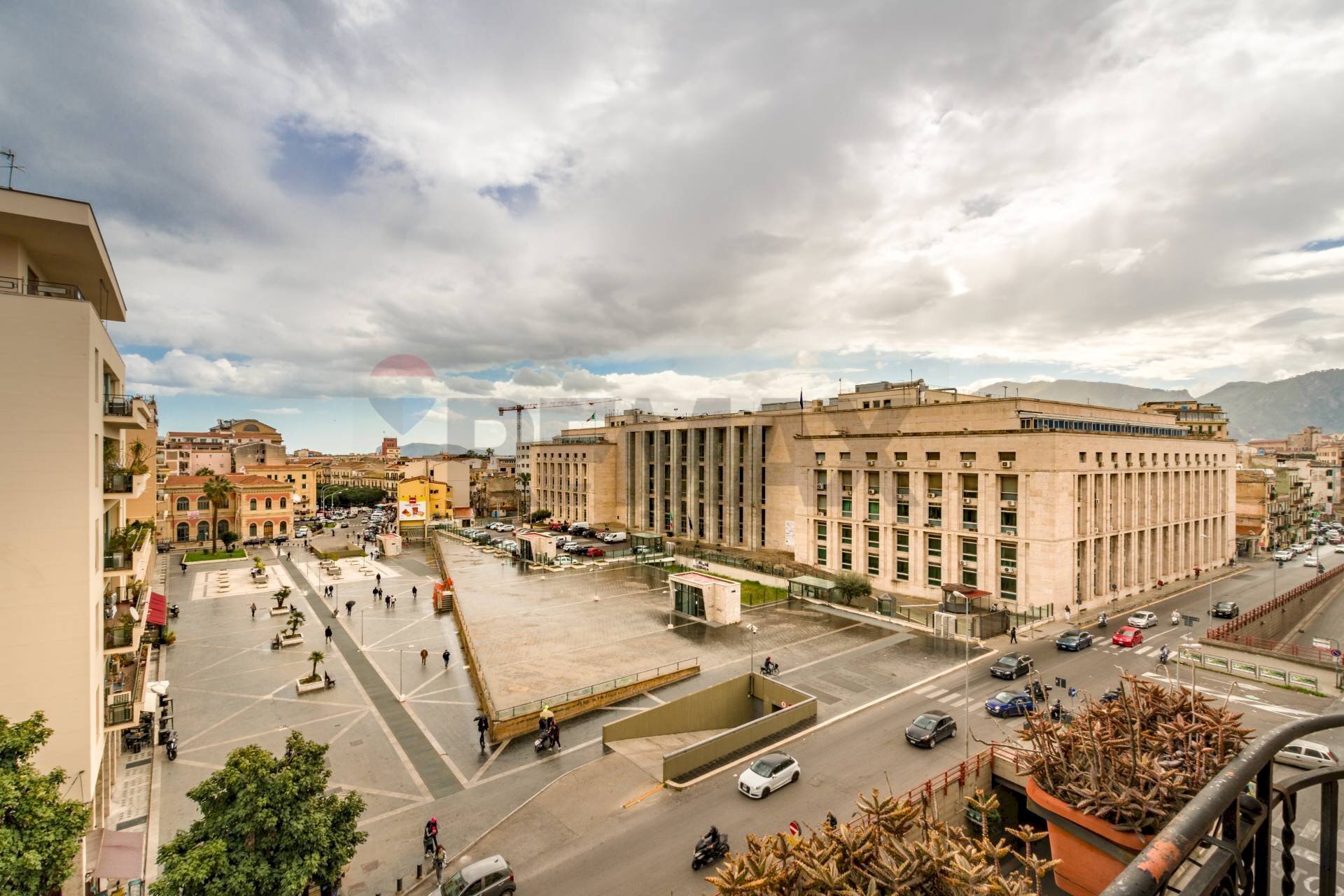 Edificio all\'aperto - Apartment Piazza Vittorio Emanuele Orlando
39, Palermo - photo 2