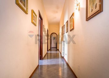 Hall / corridoio - Appartamento Via Nicolò Turrisi
 
39, Palermo - foto 17