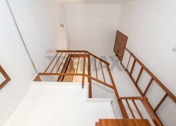 Scale - Appartamento Via Nicolò Turrisi
 
39, Palermo - foto 23