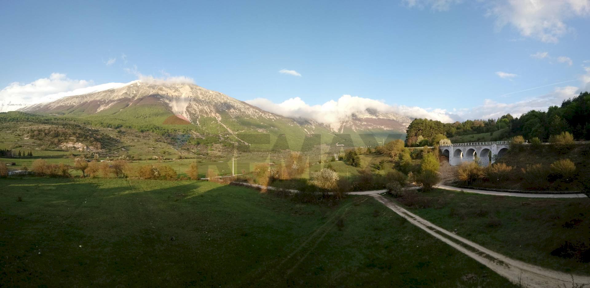 Vista delle montagne - Appartamento Via Pirandello
 
2, Campo di Giove - foto 3
