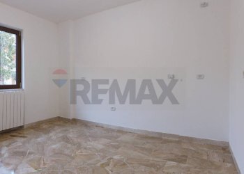 Stanza vuota - Appartamento Via Pirandello
2, Campo di Giove - foto 16