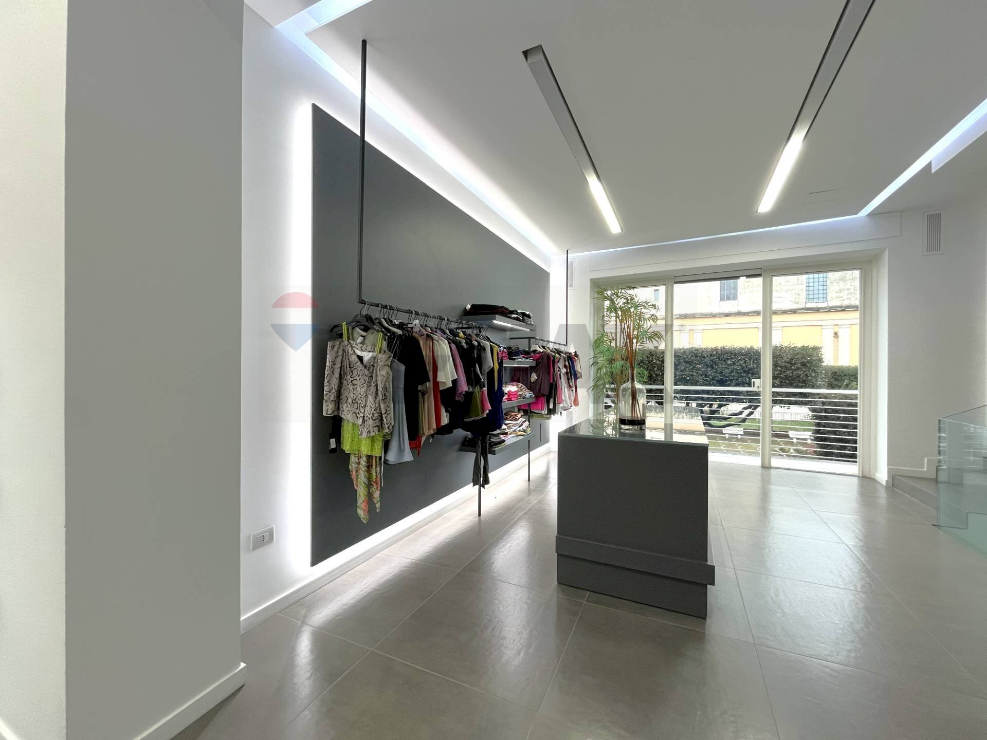 Cabina armadio - Stabile - Palazzo via cesare battisti
 
24, San Giuseppe Vesuviano - foto 3