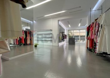 Cabina armadio - Stabile - Palazzo via cesare battisti
 
24, San Giuseppe Vesuviano - foto 15