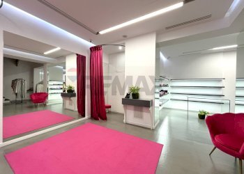 Soggiorno - Stabile - Palazzo via cesare battisti
 
24, San Giuseppe Vesuviano - foto 23