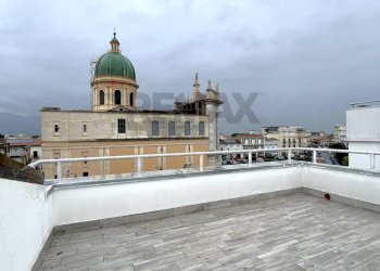 Terrazza - Stabile - Palazzo via cesare battisti
 
24, San Giuseppe Vesuviano - foto 34