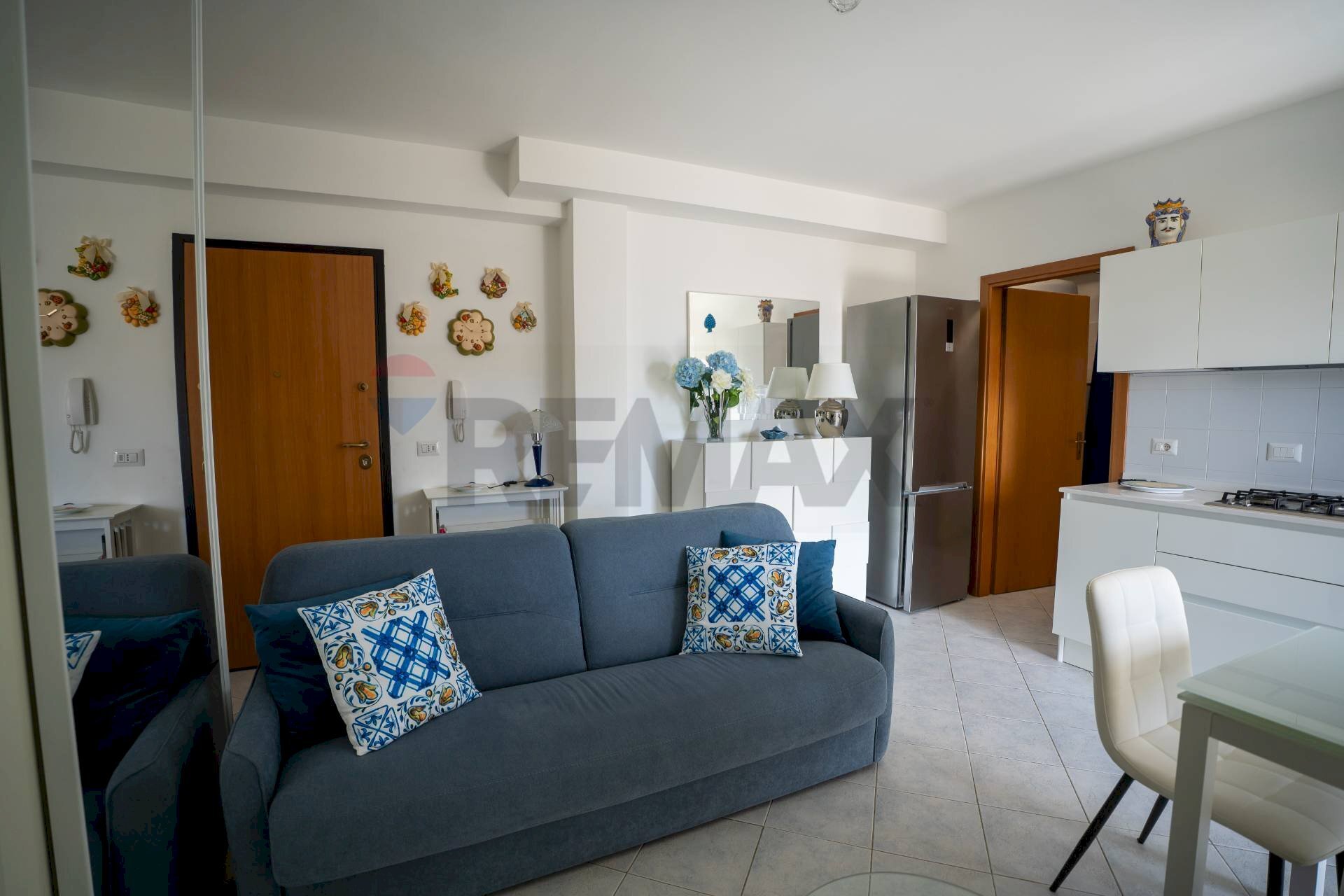 Sala da pranzo - Appartamento Via Piccolo Torrente Pagliara
 
20, Roccalumera - foto 1