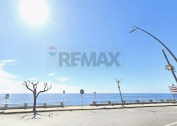 Vista dell\'acqua - Appartamento Via Piccolo Torrente Pagliara
20, Roccalumera - foto 29