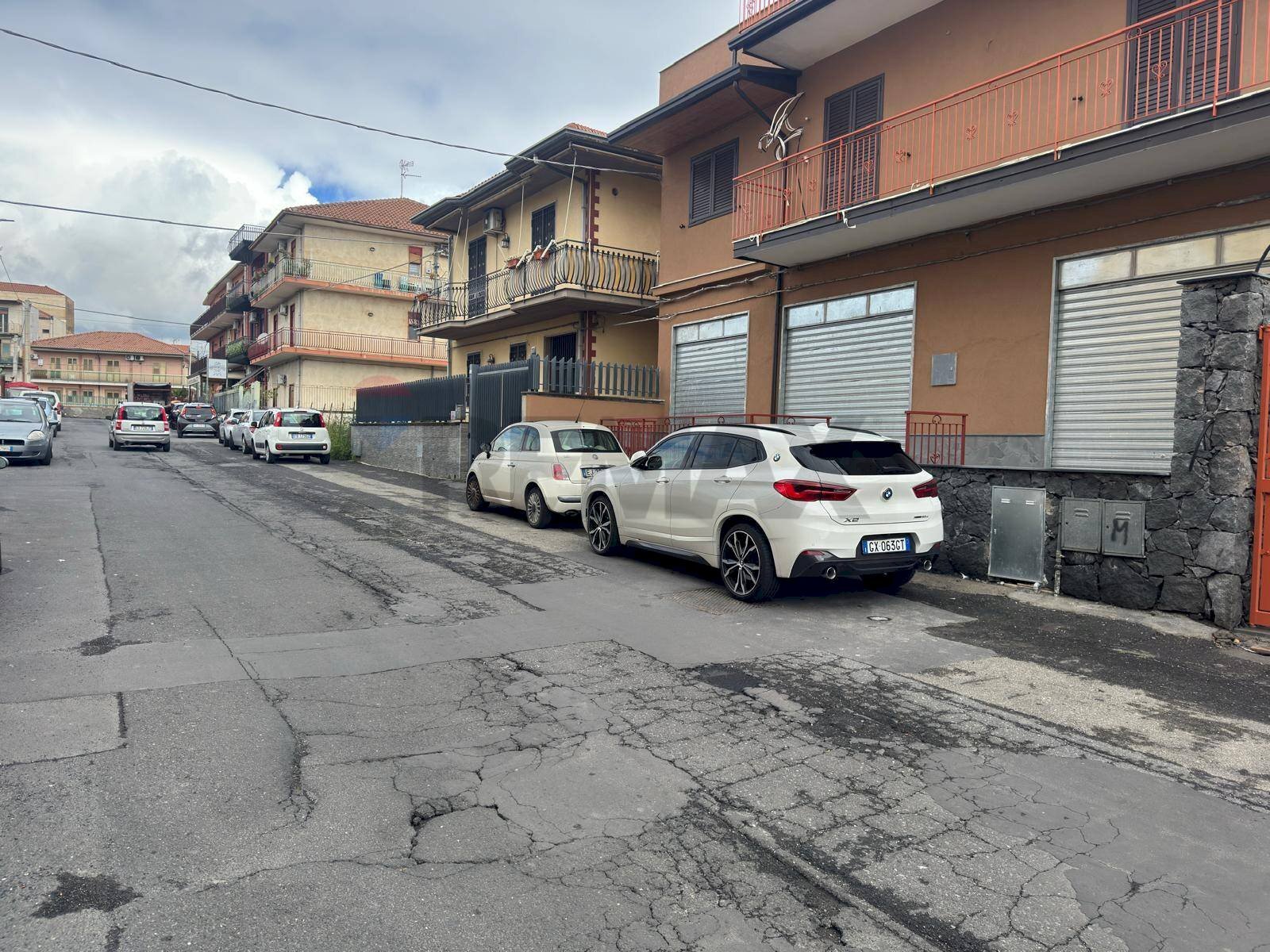 Edificio all\'aperto - Shop via dei calici
 
37, Catania - photo 2