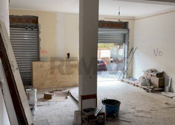 Stanza vuota - Negozio via dei calici
 
37, Catania - foto 4