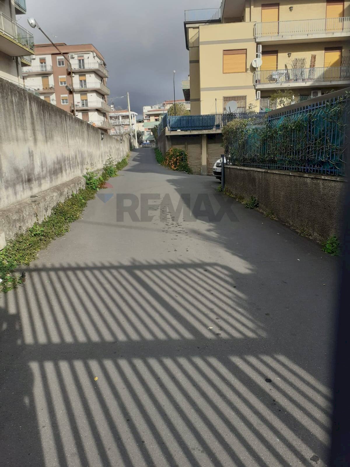 Foto 2 - Box Via Pietro De Logu
 
27, Catania - foto 2