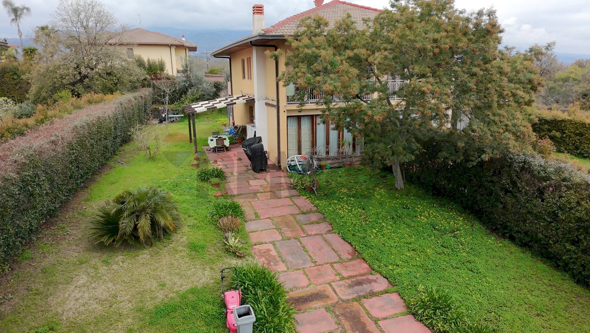 Giardino - Villa Via Sacerdote Michele Messina
 
10, Aci Sant'Antonio - photo 2